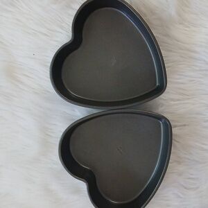 Wilton Heart Shape Baking Pans Set